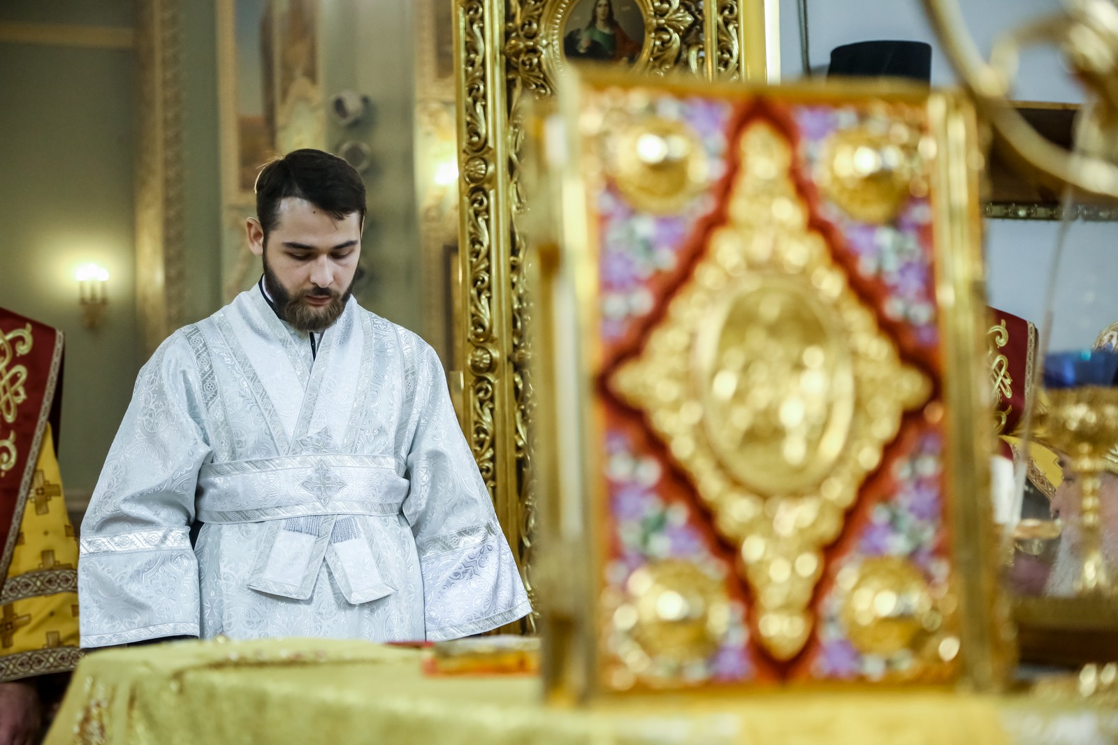 Митрополит Кирилл рукоположил студента семинарии в сан диакона